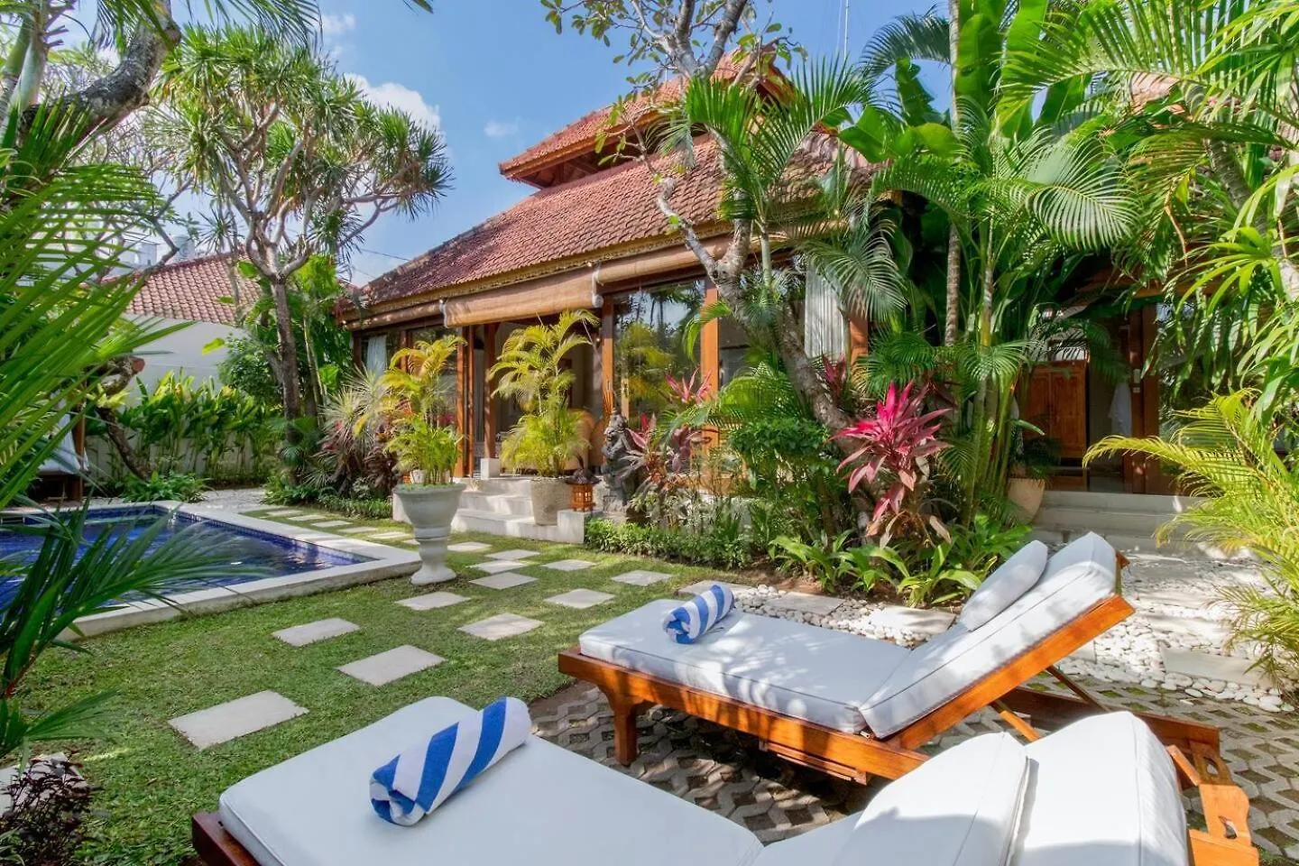Heart Of Seminyak, 2Br, Sleeps 4, Walk To Bintang 빌라 0*, 세미냑